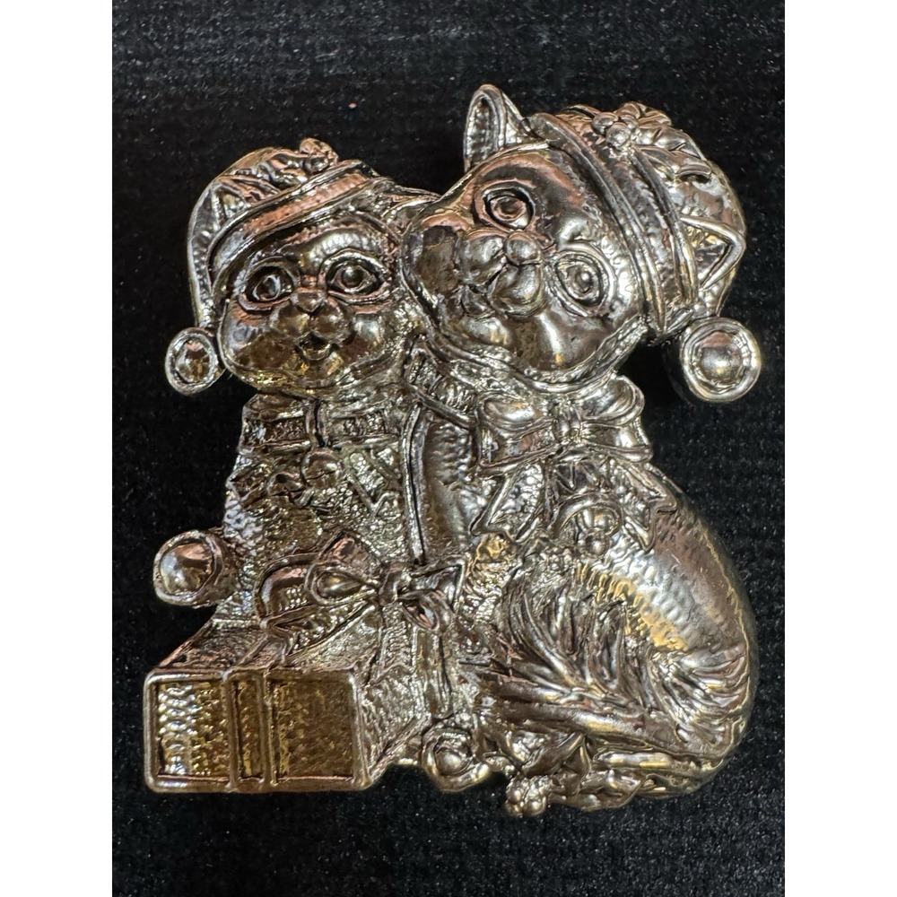 Vintage Christmas Cats‎ Brooch Silver Tone Holiday Kittens Gift Present Pin